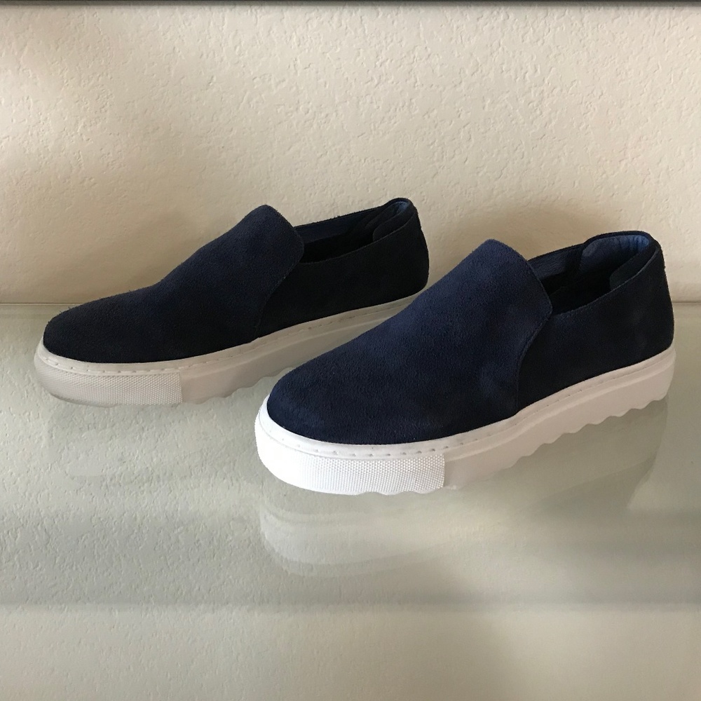 SOLD”LIKE NEW" J/SLIDES SLIP-ON BLUE SUEDE
